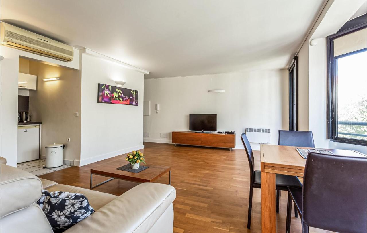 Nice Apartment In Cannes With Wifi Extérieur photo